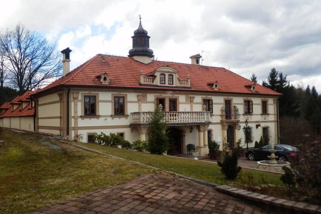 Zamecek Zdiky - Moderni Maly Apartman Bujanov Zewnętrze zdjęcie