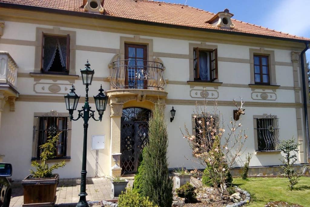 Zamecek Zdiky - Moderni Maly Apartman Bujanov Zewnętrze zdjęcie